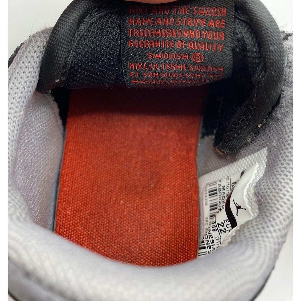 Nike Air Jordan Youth 6C Little Boy Red Black And White - Picture 8 of 10